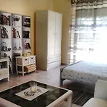 Apartamento Park House -beside The Medieval Town Of Rhodes-free Parking Rhodes City