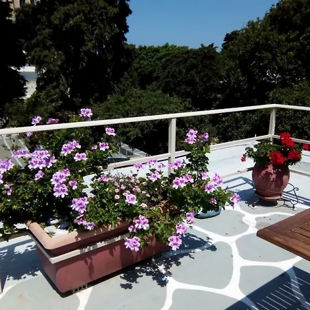 Park House -beside The Medieval Town Of Rhodes-free Parking Apartment