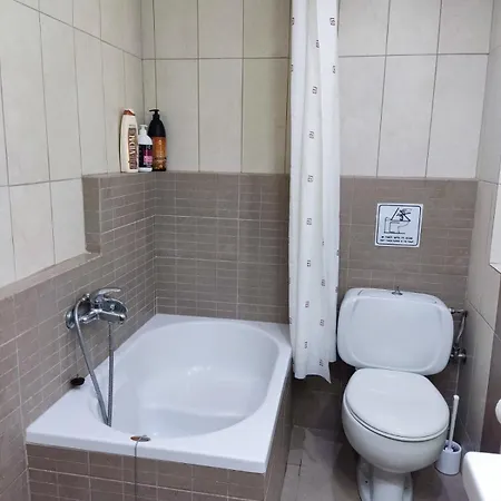 Park House -beside The Medieval Town Of Rhodes-free Parking Rhodes City