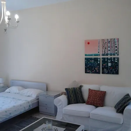 Daire Park House -beside The Medieval Town Of Rhodes-free Parking Rhodes City