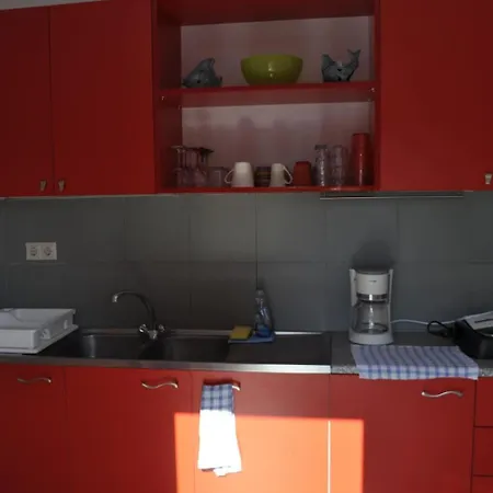 Park House -beside The Medieval Town Of Rhodes-free Parking